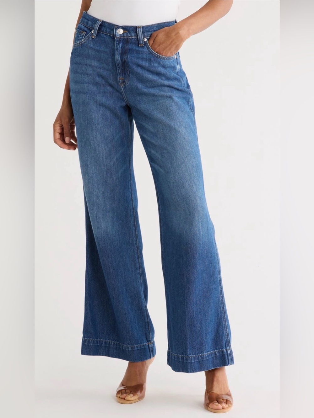 Like New! “7 For All Mankind” Modern DoJo High Waist Flare Jeans